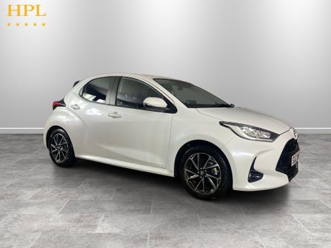 Toyota Yaris 1.5 VVT-h Design Hatchback 5dr Petrol Hybrid E-CVT Euro 6 (s/s) (116 ps) 1