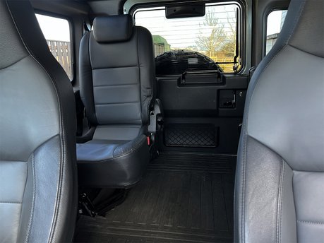 Land Rover Defender TD XS URBAN TRUCK CO 69