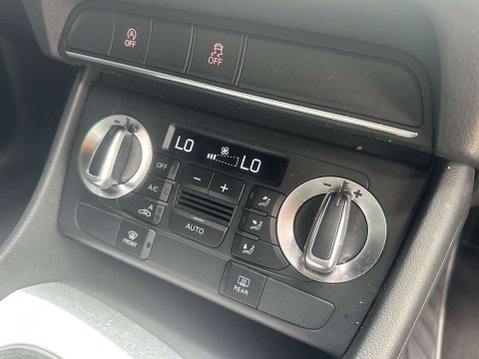 Audi Q3 2.0 Q3 S Line TDI 5dr 19