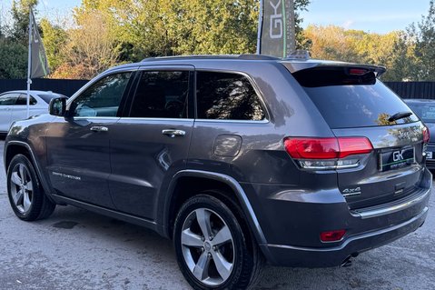 Jeep Grand Cherokee V6 CRD OVERLAND -2 OWNERS -8 SERVICES -PAN ROOF - HUGE SPEC 2