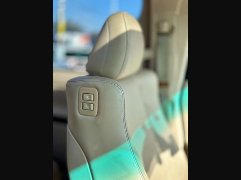 Toyota Alphard Toyota Alphard L Package V6 13