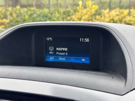 Ford Transit Custom 2.0 Transit Custom 290 Trend Colour Edition 28