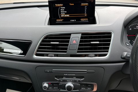 Audi Q3 TDI QUATTRO BLACK EDITION - PAN ROOF - 20 INCH ALLOYS 53