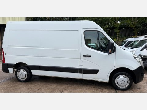 Renault Master 2.3 dCi 33 Business+ Panel Van 5dr Diesel Manual FWD MWB Medium Roof Euro 5 8