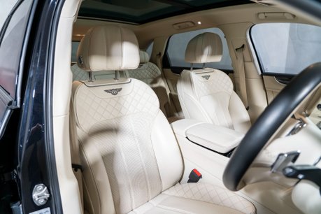 Bentley Bentayga W12. ALL TERRAIN SPEC. PANORAMIC ROOF. H, C & M SEATS. PRIVACY GLASS. 19