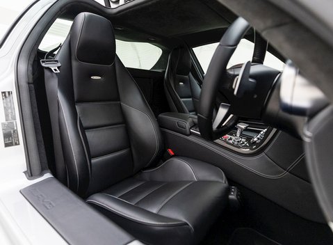 Mercedes-Benz SLS AMG 12