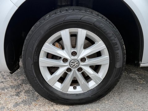 Volkswagen Transporter T28 TDI P/V HIGHLINE 15