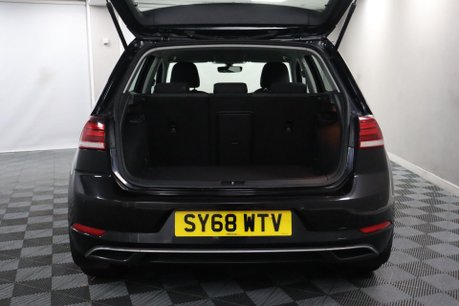 Volkswagen Golf SE NAVIGATION TDI 14