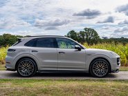Porsche Cayenne 3.0 Cayenne V6 E-Hybrid Auto 4WD 5dr 4