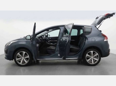 Peugeot 3008 1.6 HDi Allure SUV 5dr Diesel Manual Euro 5 (115 ps) 18