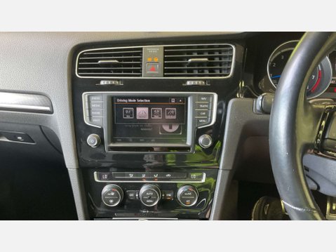 Volkswagen Golf 2.0 Golf R DSG 4WD 5dr 15