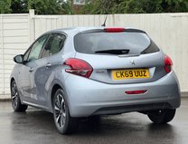 Peugeot 208 1.5 BlueHDi Tech Edition Hatchback 5dr Diesel Manual Euro 6 (s/s) (100 ps) 8