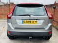 Volvo XC60 2.4 D5 SE Lux Premium SUV 5dr Diesel Geartronic AWD Euro 4 (205 ps) 4