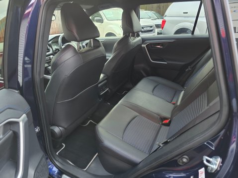 Toyota Rav 4 VVT-I DYNAMIC 15