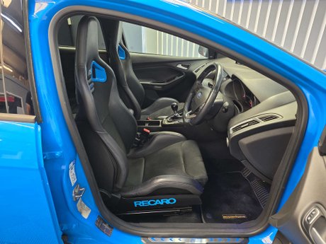 Ford Focus 2.3T EcoBoost RS Hatchback 5dr Petrol Manual AWD Euro 6 (s/s) (350 ps) 20