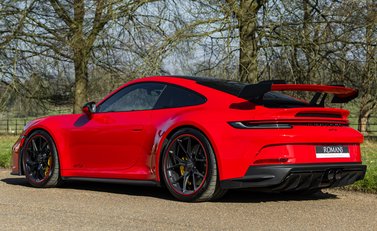 Porsche 911 GT3 (992) 4