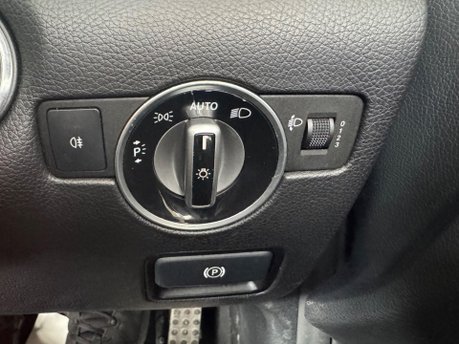 Mercedes-Benz SLK SLK250 CDI BLUEEFFICIENCY AMG SPORT 28