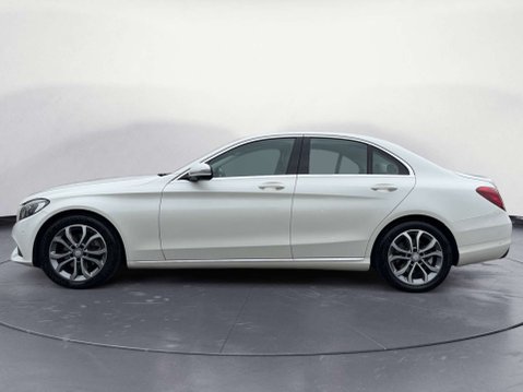 Mercedes-Benz C Class 2.0 C200 Sport Auto 4dr 2
