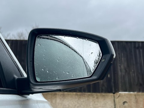 Volkswagen Polo LIFE TSI 21