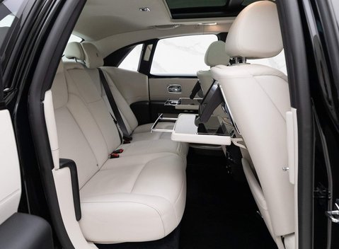 Rolls-Royce Ghost V12 SWB 13