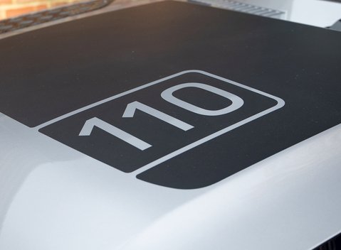 Land Rover Defender 110 HSE D240 32