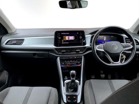 Volkswagen T-Roc 1.5 TSI Life SUV 5dr Petrol Manual Euro 6 (s/s) (150 ps) Air Con - Alloys - 19