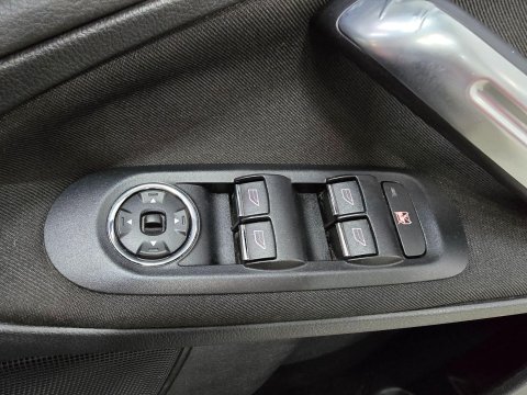 Ford S-Max 2.0 TDCi Titanium 5dr 43