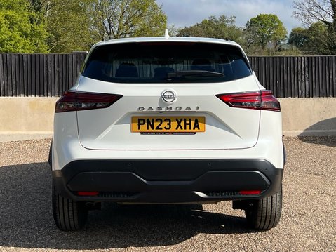 Nissan Qashqai DIG-T ACENTA PREMIUM DCT MHEV 9