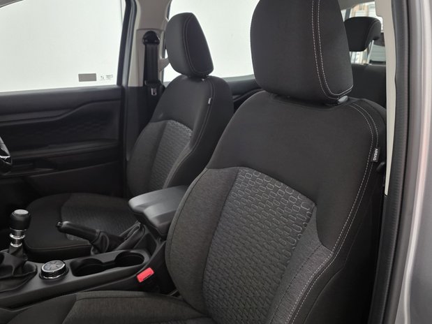 Ford Ranger XLT 2.0 TD Ecoblue 170ps 6- speed Manual *new* 11