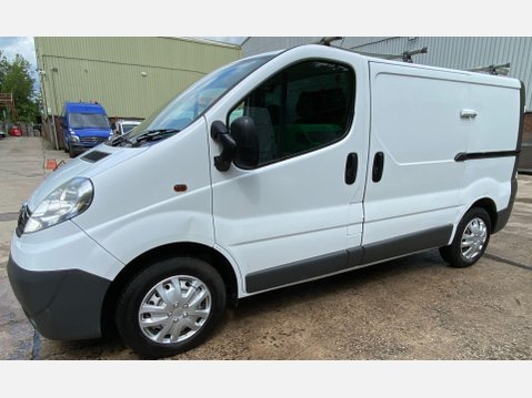 Vauxhall Vivaro 2.0 2700 CDTi FWD L1 4dr 13