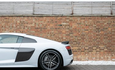 Audi R8 V10 Plus 28