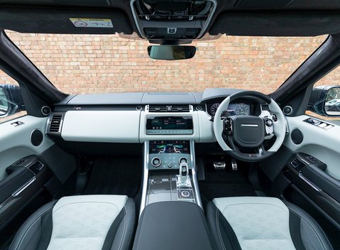 Land Rover Range Rover Sport 5.0 SVR 18