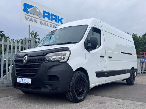 Renault Master 2.3 dCi 35 Business+ Panel Van 4dr Diesel Manual FWD LWB Medium Roof Euro 6 34
