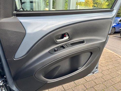 Toyota Aygo X VVT-I UNDERCOVER 23