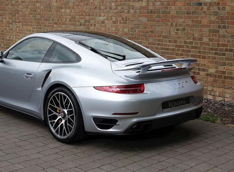 Porsche 911 (991) Turbo S 8