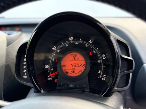 Toyota Aygo 1.0 Aygo X-Play TSS VVT-i 5dr 42
