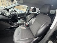 Peugeot 2008 BLUEHDI ALLURE 14