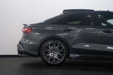 Audi RS3 2.5 TFSI Carbon Vorsprung Saloon 4dr Petrol S Tronic quattro Euro 6 (s/s) ( 8