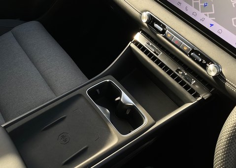 MG MG4 EV URBAN 53.9kWh PREMIUM LONG RANGE 20