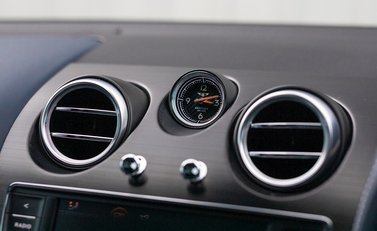 Bentley Bentayga Speed 21