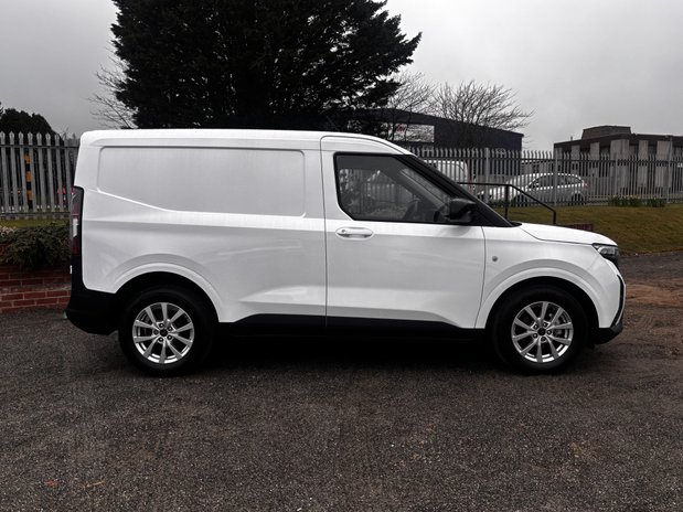 Ford Transit Courier Transit Courier Petrol 1.0 EcoBoost 125ps Limited Van 5