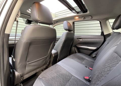 Suzuki Vitara SZ5 15