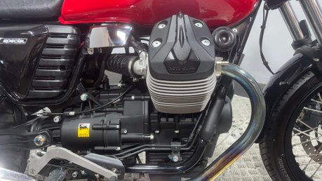 Moto Guzzi V7 ABS SPECIAL 2015 ONLY 7K MOT EXCELLENT CONDITION RETRO 744CC 31