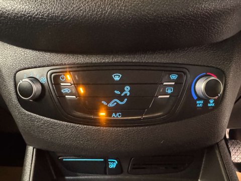 Ford Transit Courier 1.5 Transit Courier Sport TDCi 13