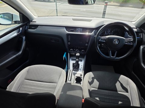 Skoda Octavia SE TECHNOLOGY TSI DSG 1ltr 14
