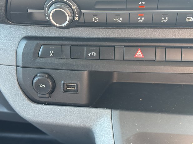 Vauxhall Vivaro SWB L1H1 Low Roof 3100 Air Con Sensors EURO 6 NO V 33
