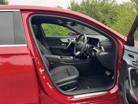 Mercedes-Benz A Class A180 MHEV AMG Line Premium Plus Petrol Auto PAN ROOF/360 CAM/MEMORY SEATS 6