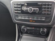 Mercedes-Benz GLA GLA200 CDI AMG Line 30