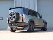 Land Rover Defender 110 D250 HARD TOP SE MHEV styled by Seeker BIG SPEC 4