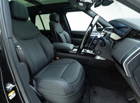 Land Rover Range Rover D350 SE 10